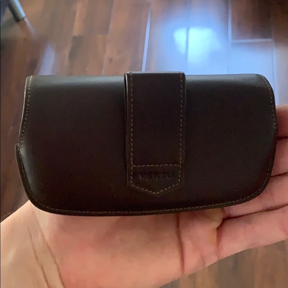 Phone case - Picture 3 of 3